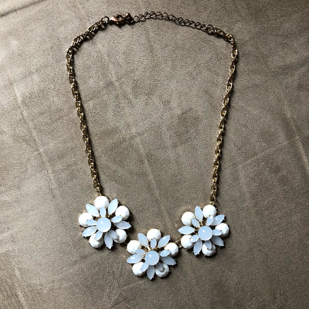 White floral statement necklace